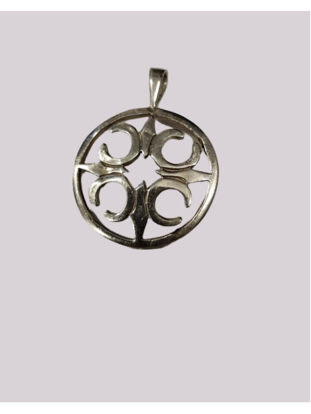 Vintage Sterling Silver Medallion Pendant
